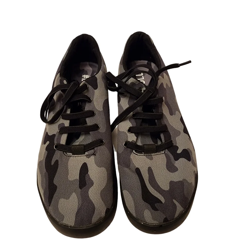 NOBULL Men’s Gray Camo Athletic Shoe